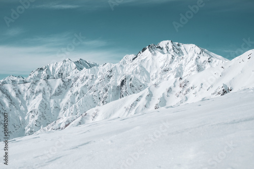 冬山登山の風景 © Casey