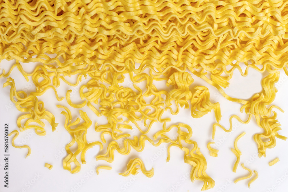 Obraz premium raw noodles isolated on white background at top view angle