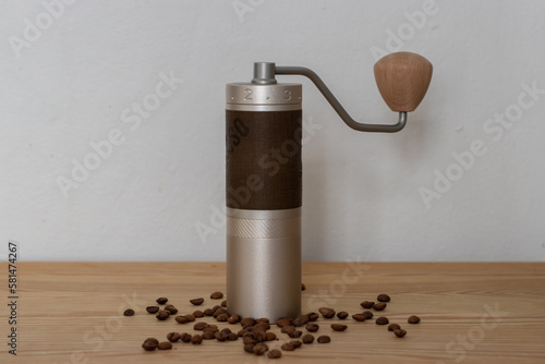 Obraz na plátne Manual coffee grinder and coffee beans