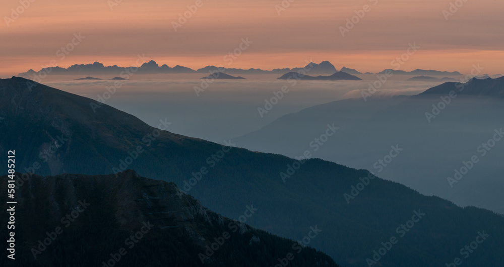 Mountain view at sunset with inversion
in the Austrian Alps in the Hohe Tauern mountains