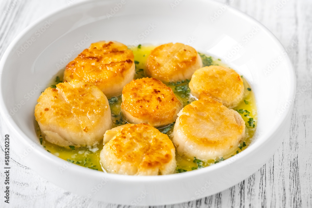 Portion of fried scallops Portion of fried scallops