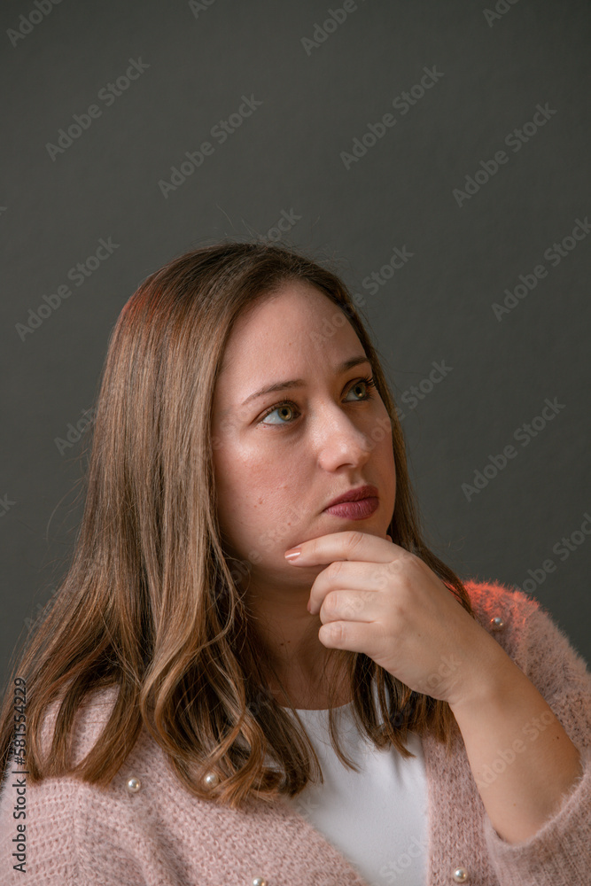 PROFESSIONAL WOMAN: CAUCASIAN LIGHT-EYED MATURE WOMAN, HISPANIC LATINO, PRETTY MOTHER, OVER GRAY BACKGROUND AND THOUGHTFUL POSE, LOOKING FOR AN IDEA, THOUGHTFUL GESTURE
PROFESSIONAL WOMAN: CAUCASIAN LIGHT-EYED MATURE WOMAN, HISPANIC LATINO, PRETTY MOTHER, OVER GRAY BACKGROUND AND THOUGHTFUL POSE, LOOKING FOR AN IDEA, THOUGHTFUL GESTURE