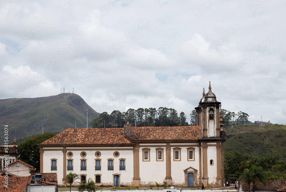 Side view of the Our Lady of Carmo Church in the Historic Town of Ouro Preto, Minas Gerais, Brazil - Vista lateral da Igreja Nossa Senhora do Carmo, na cidade histórica de Ouro Preto, MG, Brasil