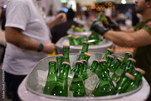 Cheft and promoters play a crucial role in product sampling at trade shows