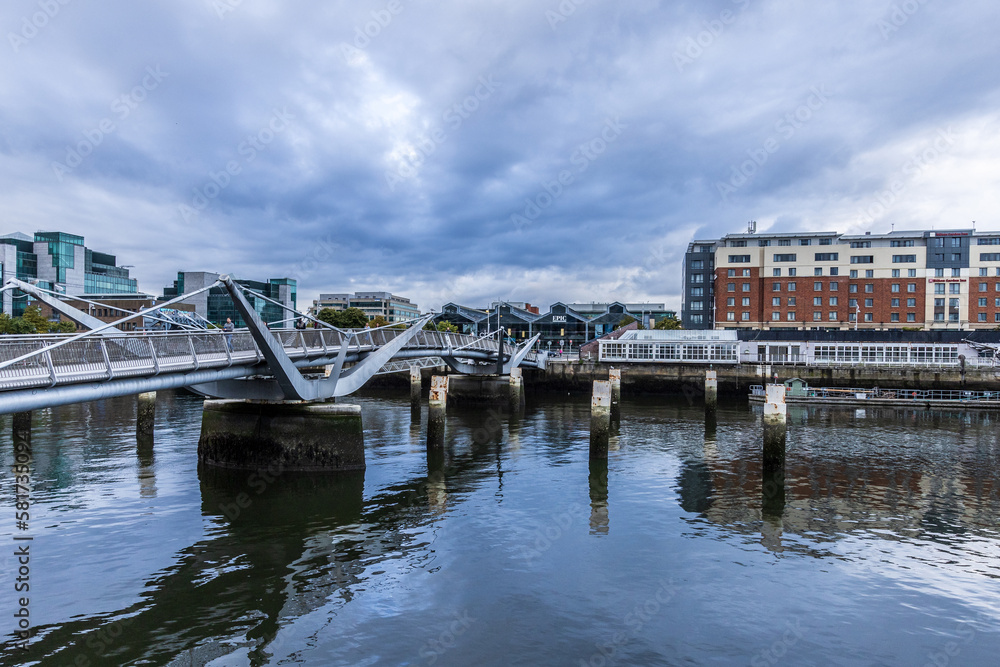 Naklejka premium Seán O'Casey Bridge