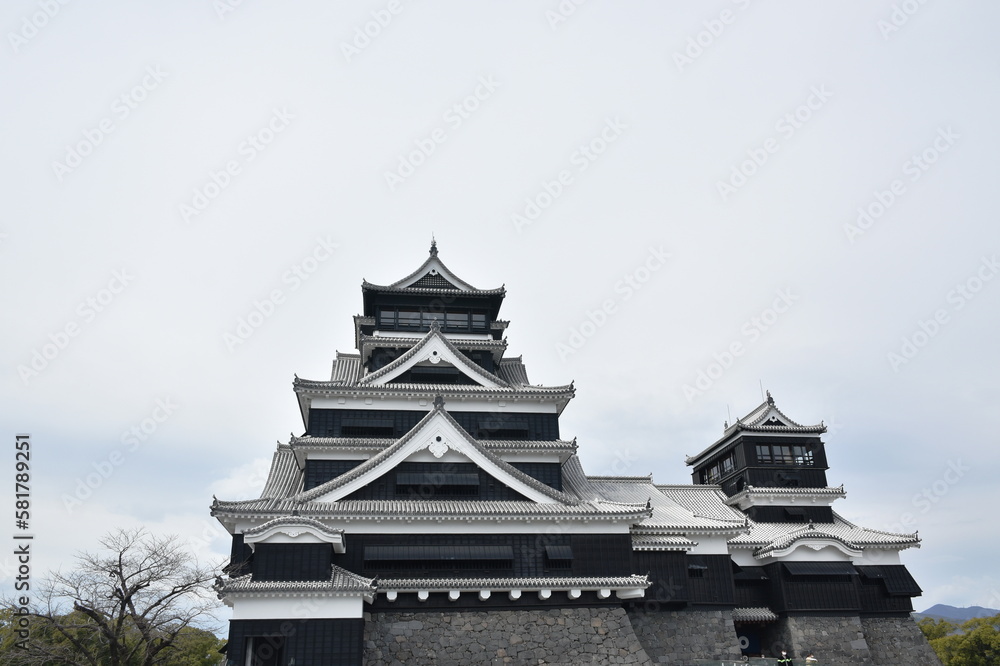 Kumamoto castle destroyed by fire but governor rebuild and conserve in Japan Kumamoto castle destroyed by fire but governor rebuild and conserve in Japan