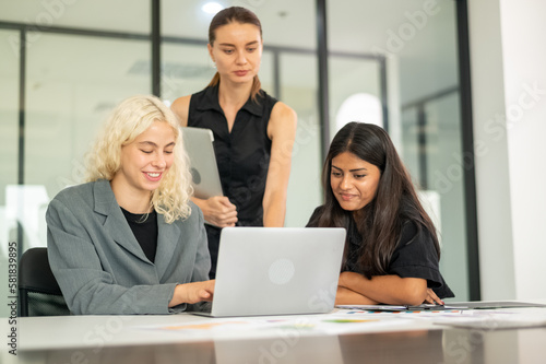 Wallpaper Mural Business meeting concept. Business people working in conference room Torontodigital.ca
