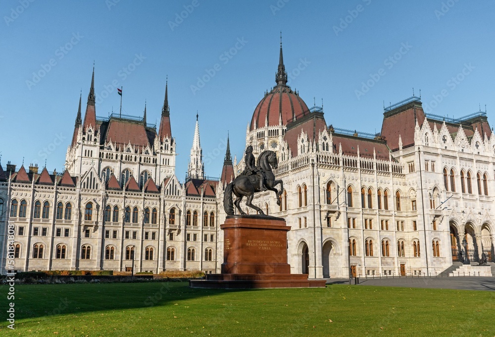 Image of II. Rakoczi Ferenc equestrian statue in front of Hungarian parliament building