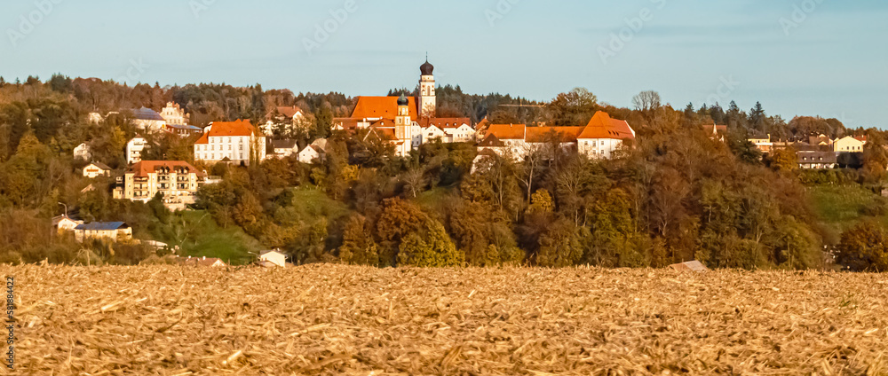 Obraz premium Autumn or indian summer view with two churches near Bad Griesbach, Rottal valley, Bavaria, Germany