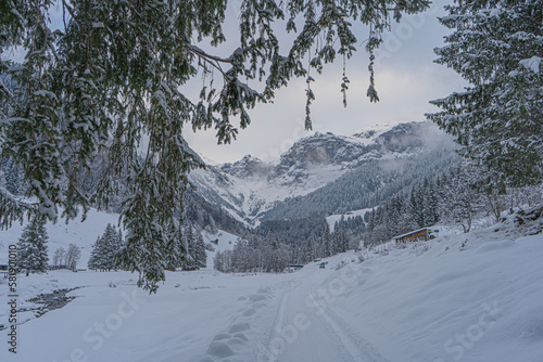 Winter in Switzerland, canton Uri, Unterschachen