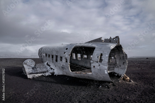 Wallpaper Mural Plane crash in deserted place in Iceland
