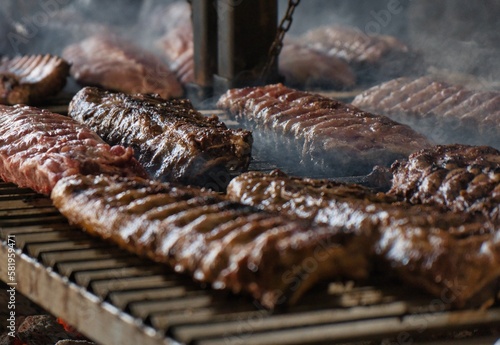 Barbacoa, carne a la parrilla, carne a la brasa, costilla.