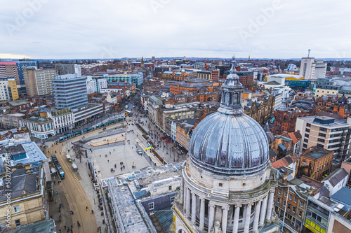 Φωτογραφία Old Market Square in Nottingham from the sky, offices and houses, United Kingdom