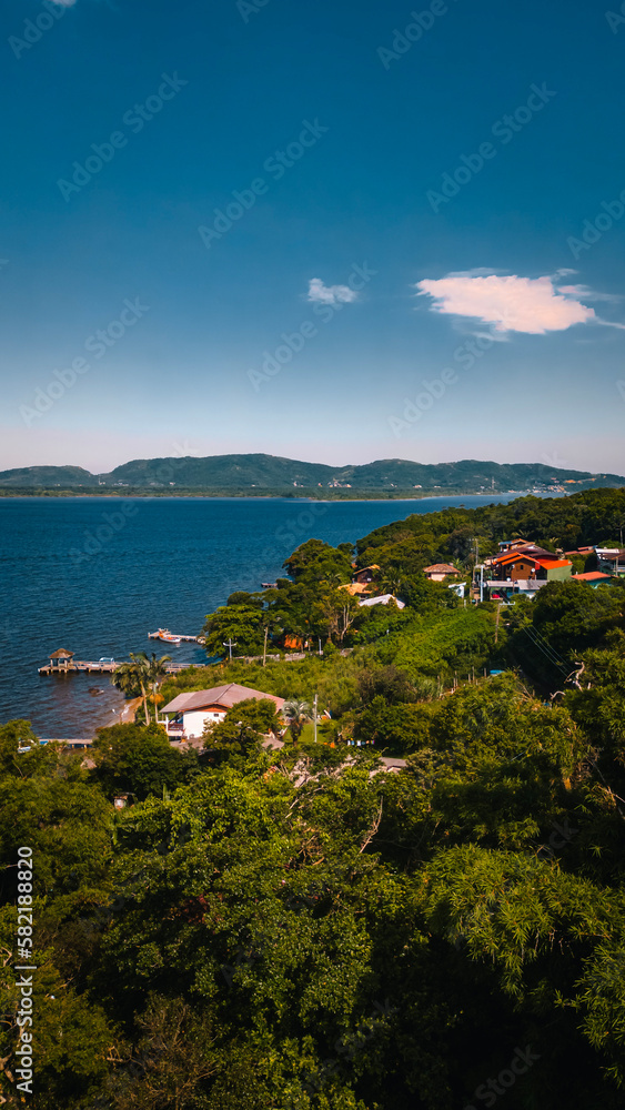 Costa Lagoa da Conceição Floripa Comunidade Açoriana Florianópolis Lago Paisagem Natureza Água Cidade Canto Aérea Drone Trilha Engenho Cachoeira Santa Catarina Brazil Turismo Turístico Viajar Viagem