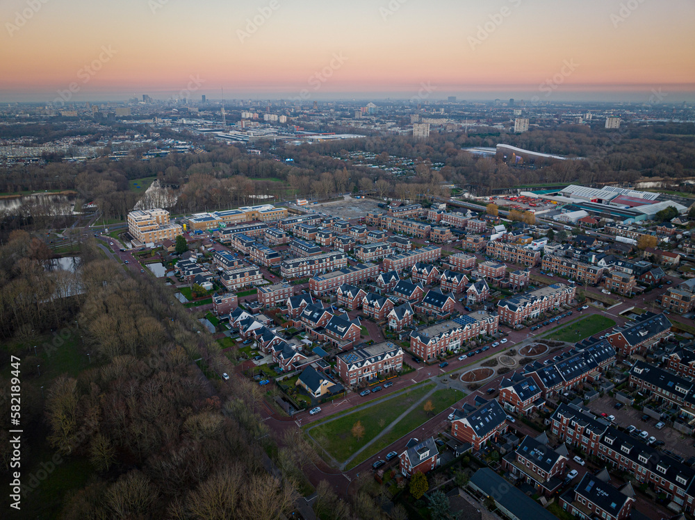 Residential area 'Vroondaal by the park', a luxury villa residential area in the South of The Hague