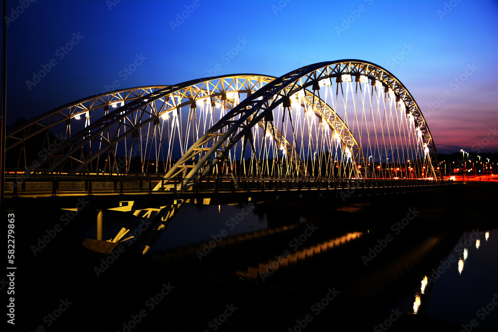 Obraz premium bridge at night, Ottawa, Canada