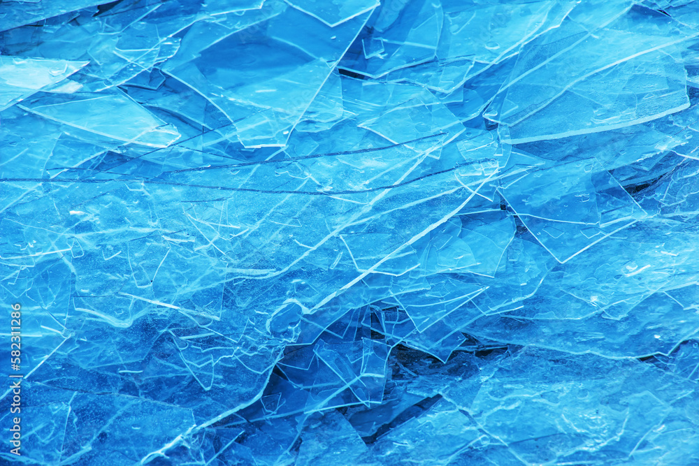 Obraz premium Ice surface of the river. Texture of ice shards. Winter background.