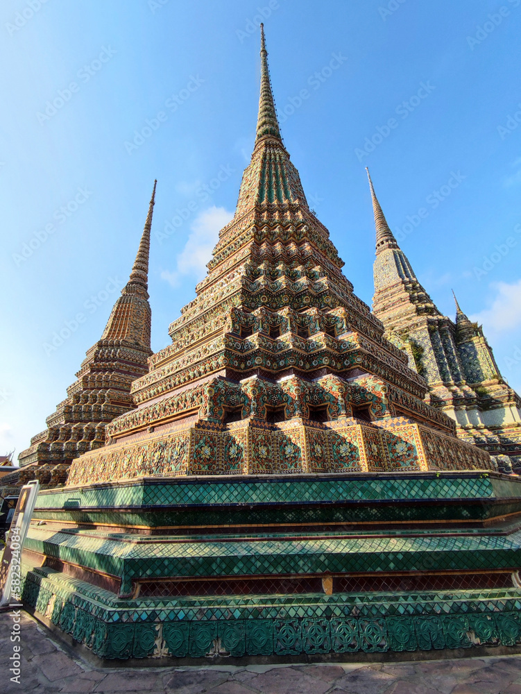 Phra Maha Chedi Si Rajakarn and its stunning stupa in Wat Pho, Bangkok