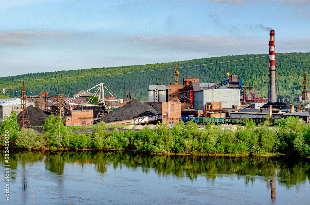 Obraz premium Завод Губахинский Кокс