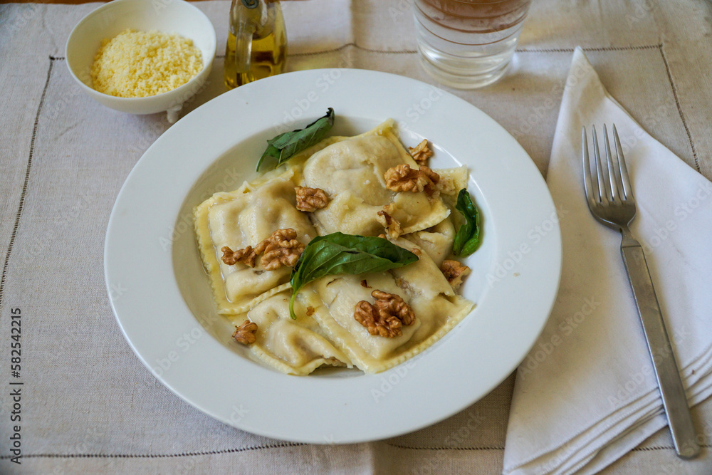 plate of ravioli plate of ravioli
