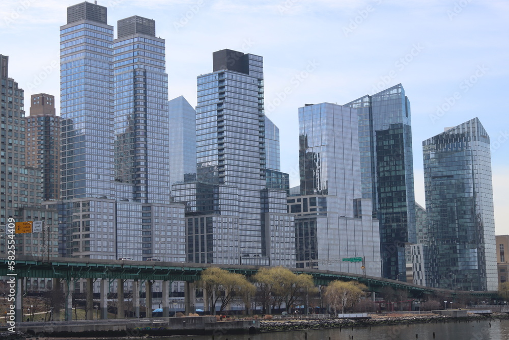 Fototapeta premium riverside skyline