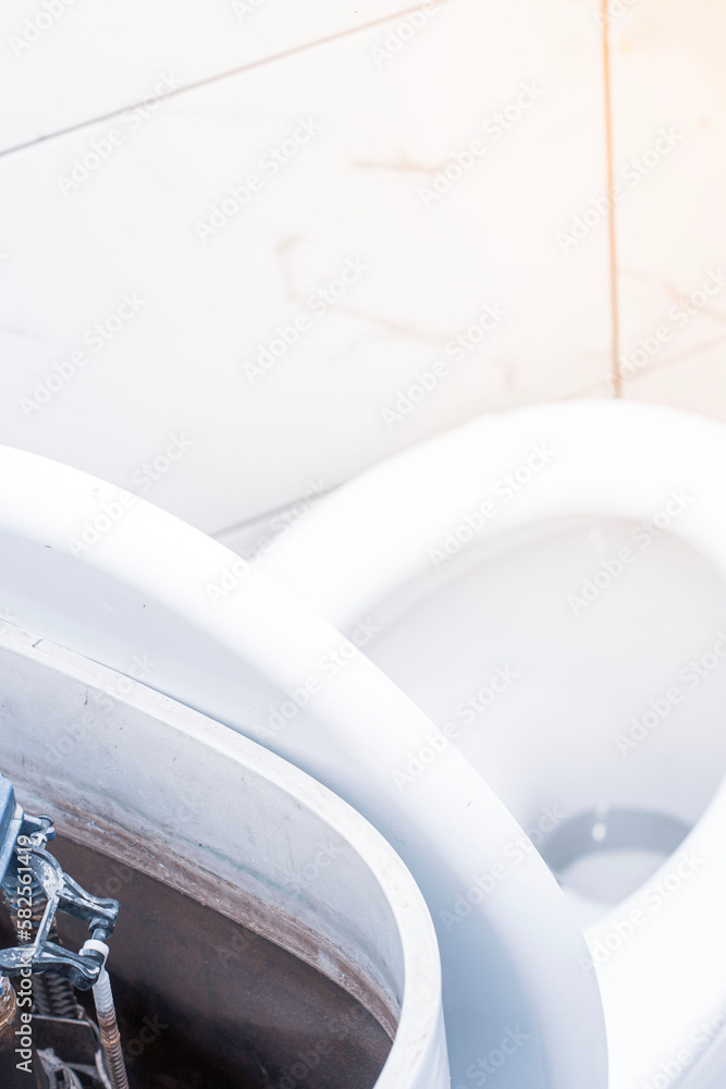 open toilet cistern when flush system breaks down, dirty poorly paid plumbing job open toilet cistern when flush system breaks down, dirty poorly paid plumbing job