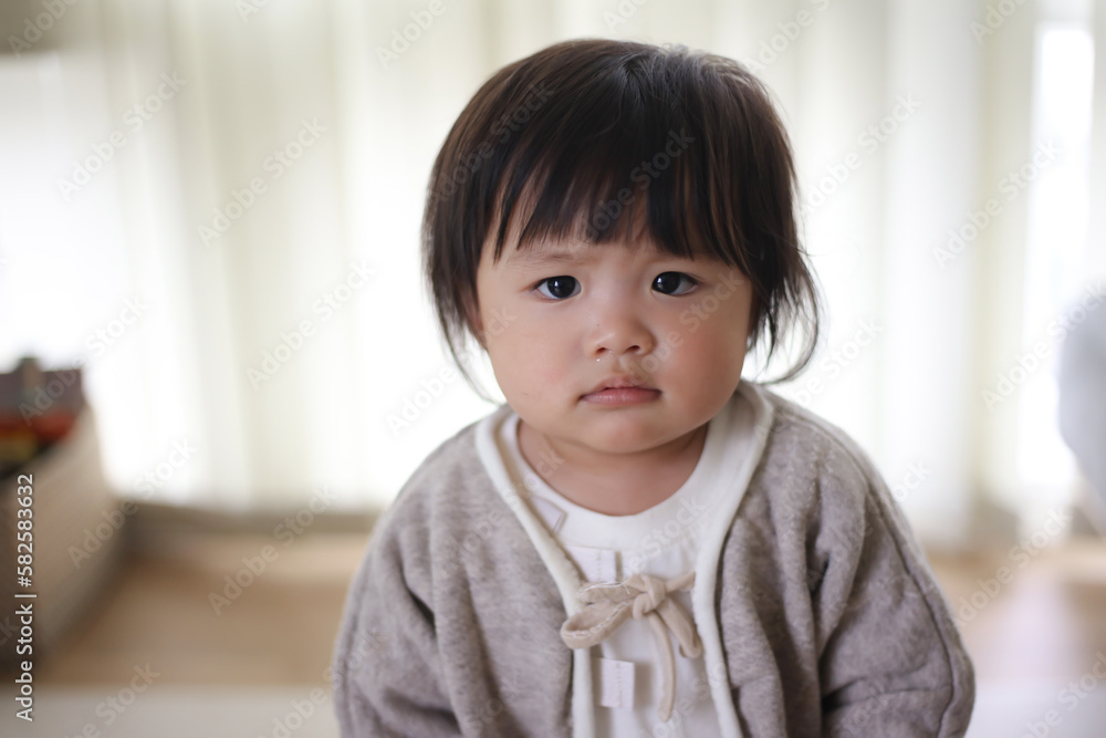 歩く女の子 歩く女の子