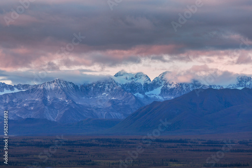 Mountains on Alaska © Galyna Andrushko