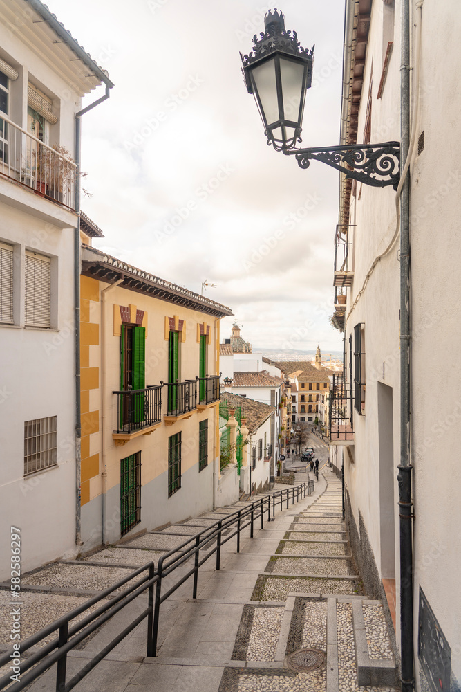 Realejo-San Matias, the historic neighbourhood beneath the Alhambra palace