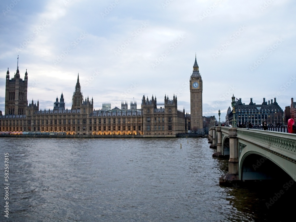 Big Ben looms over the Westminster Bridge and the Palace of Westminster, home of the UK parliament.
