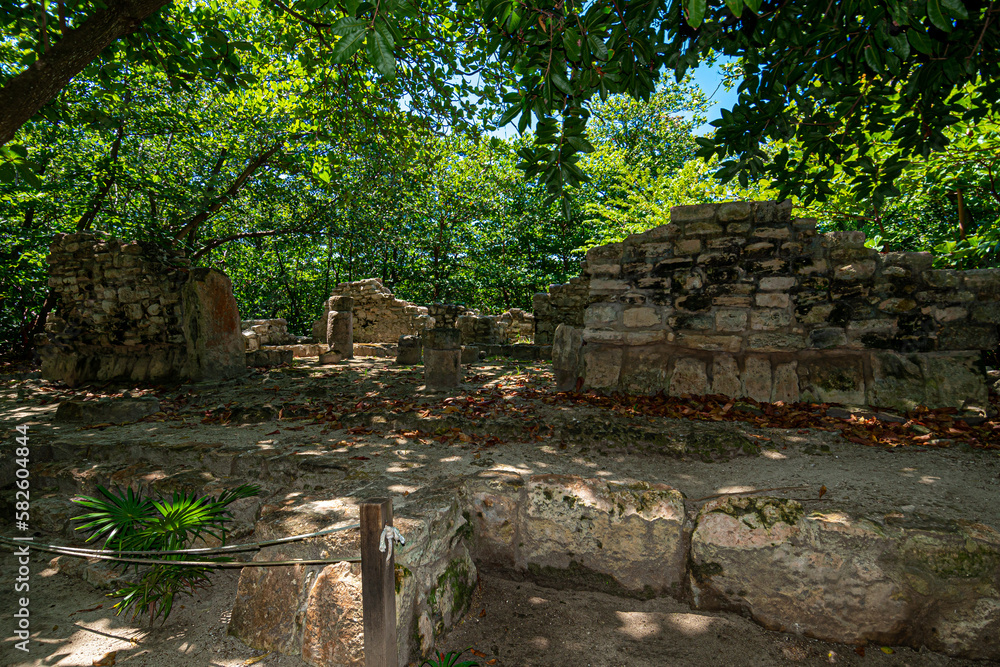Fototapeta premium San Miguelito mayan archaeological site in Cancun, Mexico