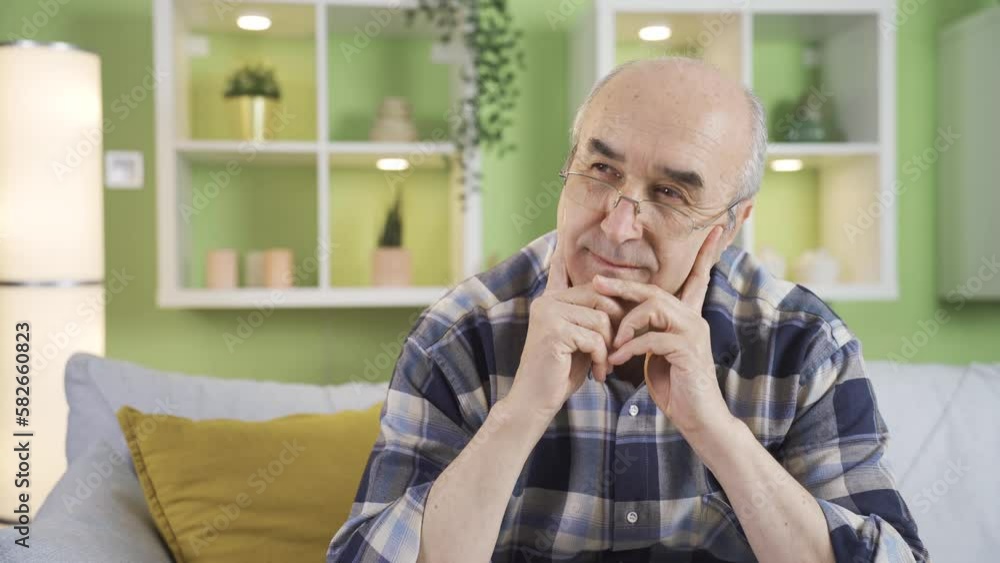 The old man trying to remember thinks.
The old man thinks, trying to remember what he forgot at home.
The old man trying to remember thinks.
The old man thinks, trying to remember what he forgot at home.