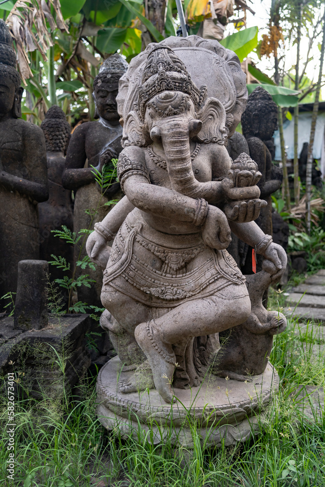 Estatuas espiritualidad