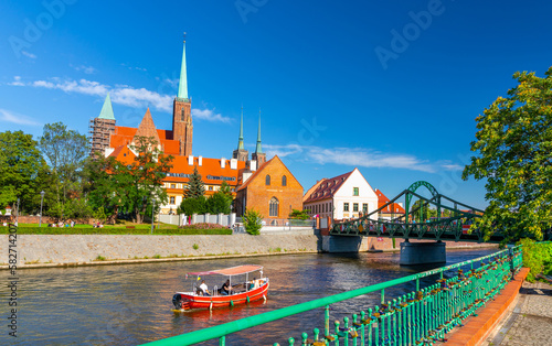 Beautiful view of the old town of Wroclaw and the Odra River. Wroclaw, Poland