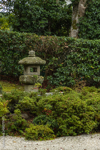 日本 京都府京都市にある金福寺の庭園