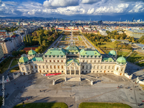 Photography Belvedere Palace and Garden with Fountain