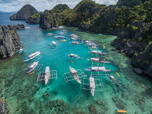 Small Lagoon Pier in El Nido, Palawan, Philippines. Tour A route and Place.