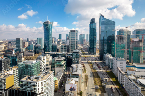Warszawa, panorama miasta. Widok z drona. Niebieskie niebo i chmury.  #582794068