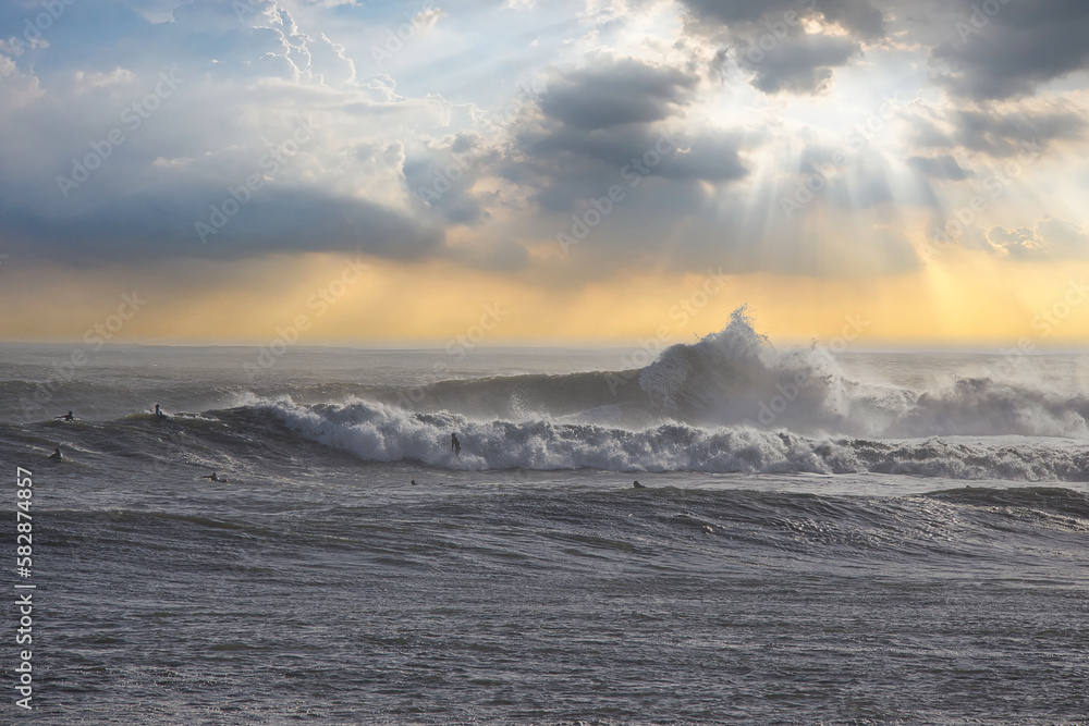 Biggest waves in 14 years hit Santa Barbara harbor