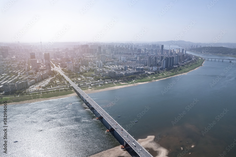 Scenery on the west bank of the Xiangjiang River in Zhuzhou City, Hunan Province, China Scenery on the west bank of the Xiangjiang River in Zhuzhou City, Hunan Province, China