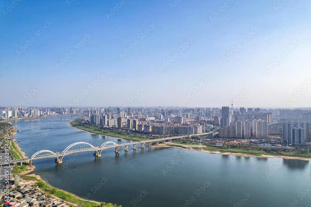 Scenery on the west bank of the Xiangjiang River in Zhuzhou City, Hunan Province, China