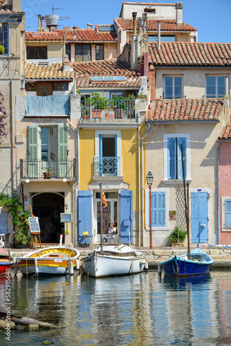 Découverte de la ville de Martigues, surnommée la "Venise Provençale"