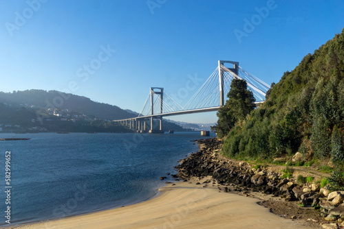 Quadro su tela Puente de Rande sobre la ría de Vigo