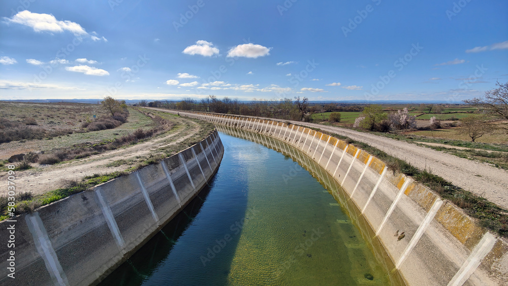 Canal d'Urgell Lleida