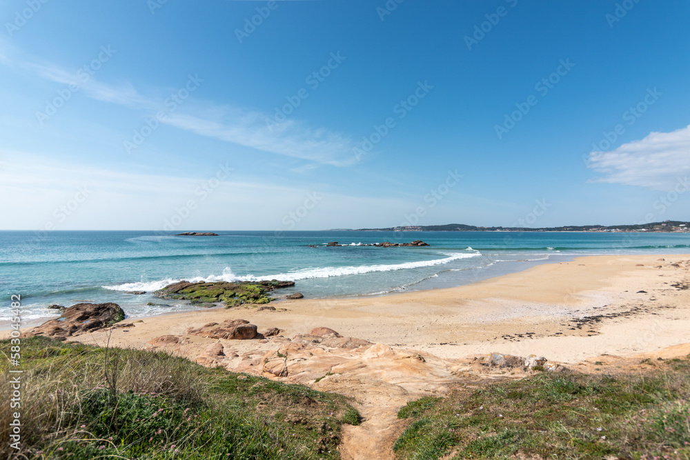 Playa de O Espiñeiro, en Sanxenxo (Galicia, España) Playa de O Espiñeiro, en Sanxenxo (Galicia, España)