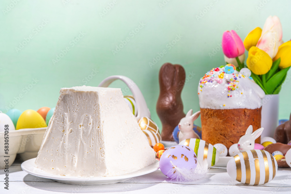 Foto Traditional orthodox Easter paskha curd cake