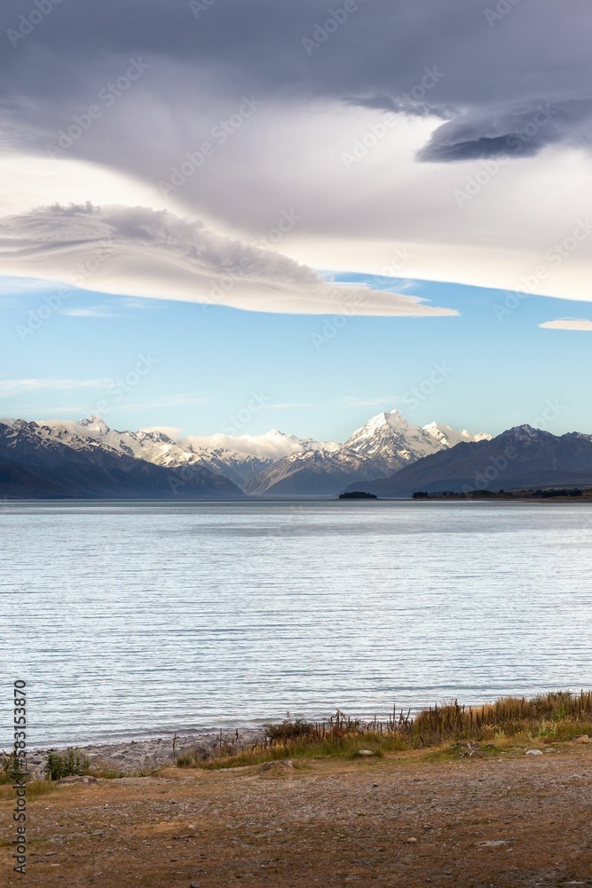 Mesmerizing view of Aoraki Mount Cook, New Zealand and a lake