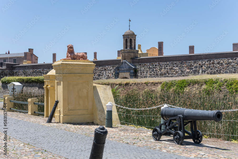 sentry box and cannon at Castle of Good Hope, Cape Town