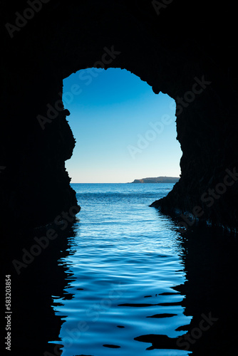 Obraz na płótnie View from the volcanic cave of Kleftiko Bay. Milos Island, Greece w salonie