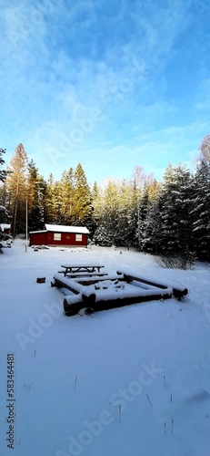 Norwegia zima las hytta